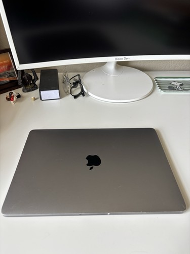 Apple macbook pro 2017 - apple, i5