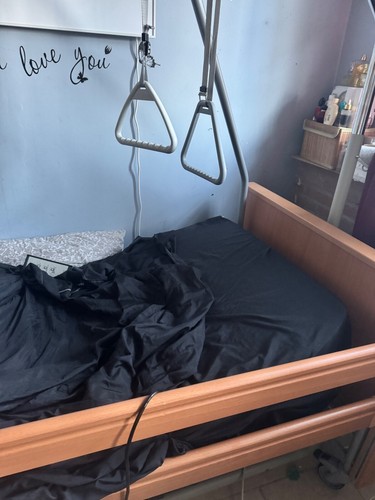 Letto elettrico degenza - letto,