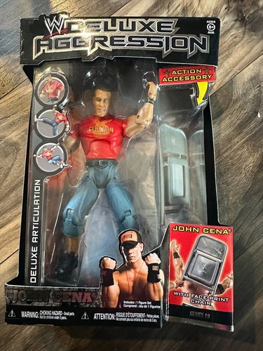 Wwe deluxe aggression - wwe,