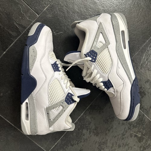 Taglia jordan 4 - 10,5,