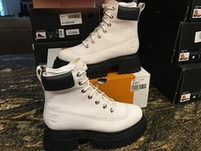 NEW Womens Timberland