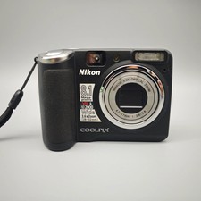 Nikon Coolpix P50 fotocamera