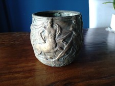 Vaso antico in bronzo scultura