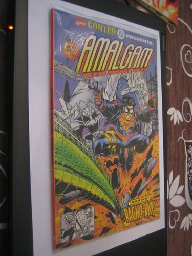 Marvel comics contro - comics,