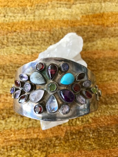 Bracciale decorato con - , 24