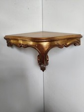 Piccola mensola angolare in stile barocco, legno dorato