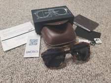 Occhiali da sole Persol 714SM