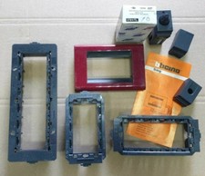 Originale USATO supporto 3 4 6 posti BTICINO LIVING CLASSIC 4500 4703 4704 4706 