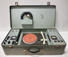 STRANO APPARATO AUDIO