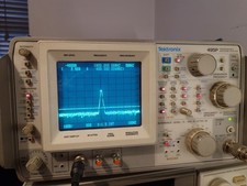 TEKTRONIX 495P ANALIZZATORE DI