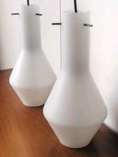 Coppia LampadarI Vintage In Vetro Bianco Satinato 