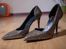 Decolleté glitterate in vero