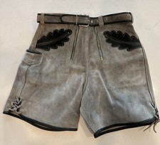 Pantaloncini corti vintage pelle scamosciata tradizionali tedeschi polacchi Oktoberfest grigi