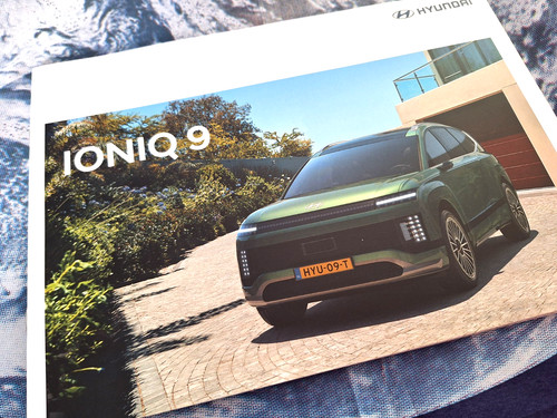 Brochure hyundai ioniq 14 - hyundai,