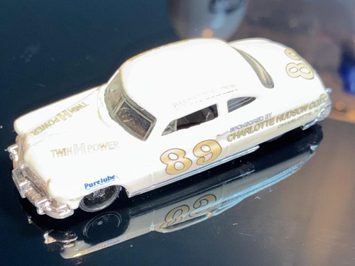 Hot wheels buck - hot, 1952