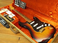 ** Fender Stratocaster SRV