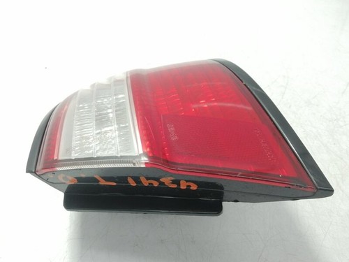 Faro posteriore destro nissan - posteriore,