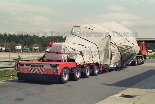 Foto camion trasportatore