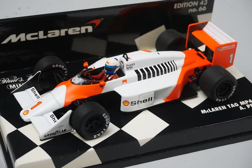 Minichamps 530874301 - 1:43,