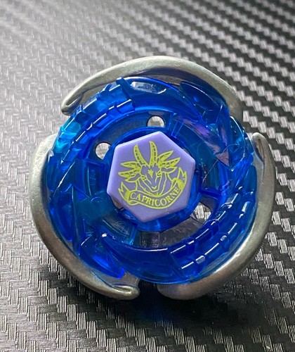 Beyblade spiral capricorn 90mf - beyblade,