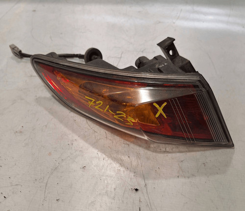 Fanale post parte - sx.,