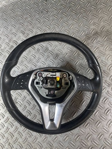 Mercedes benz w204 2011 - mercedes-benz,
