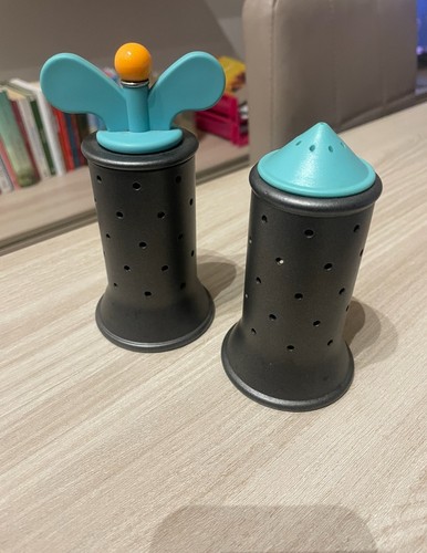 Alessi spargisale e pepiera - -,