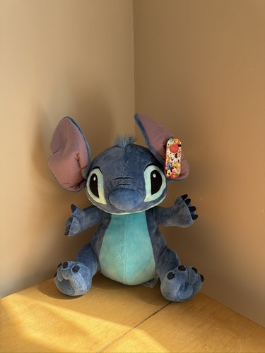 Peluche nuovo con etichette