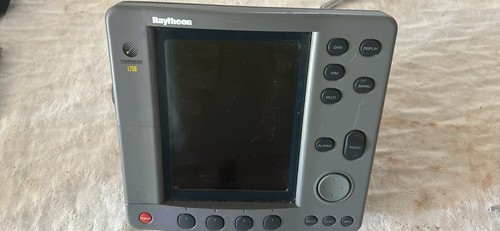 Fishfinder raytheon l750 - raytheon, l750.