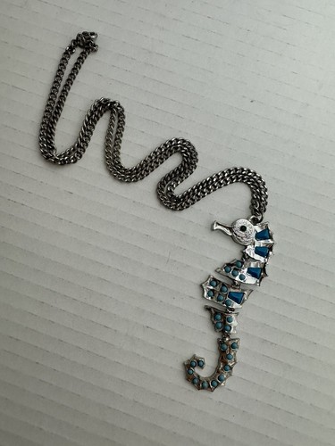 Collana con ciondolo