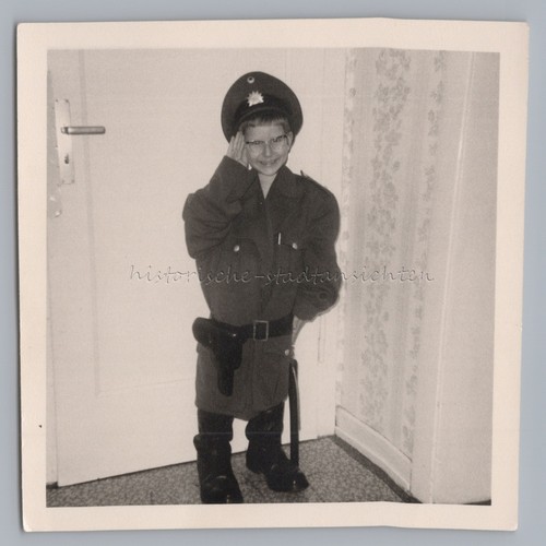 Ragazzo uniforme polizia - ragazzo,