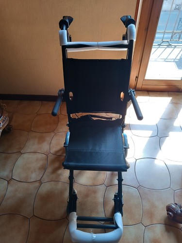 Sedia rotelle pieghevole - a,