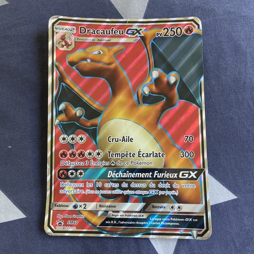 Grande carte pokemon dracaufeu