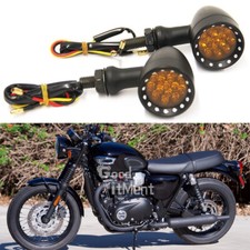 2x per Triumph Bonneville T