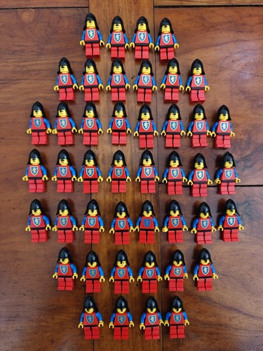 Lego lion knights minifigures - lego,