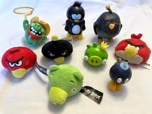 Angry birds and piggies - birds,