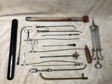 Lotto di antichi strumenti
