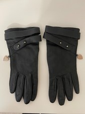 Autore Guanti Moschino Italy