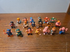(19) Lotto Figurine Soma Mini