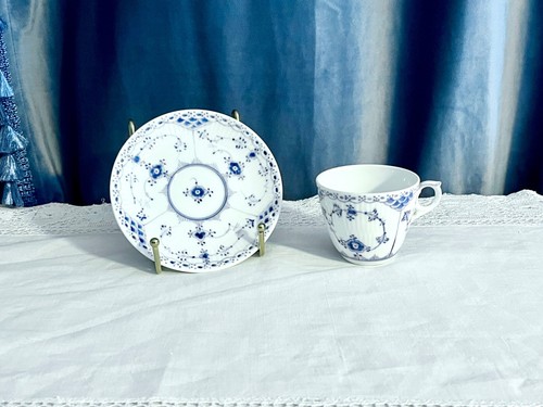 Gorgeous antique royal - gorgeous,