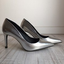 Décolleté a punta laminata