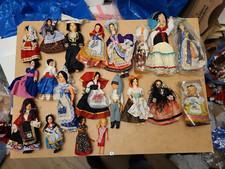 Lotto 20 Bambole da Collezione Donne in Gonna Abiti Tradizionali Souvenir Vintag