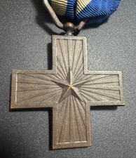 MEDAGLIA CROCE AL MERITO DI GUERRA - VITTORIO EMANUELE III  Decorazione Militare