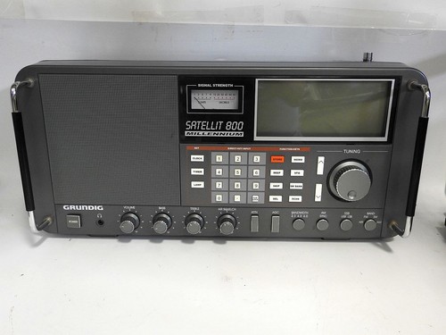 Looks almost unused grundig - looks,