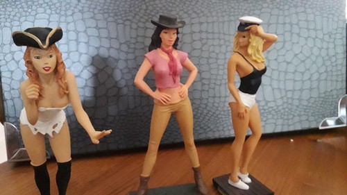 Manara figurines lot 3 - manara, n°