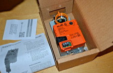 Attuatore ammortizzatore