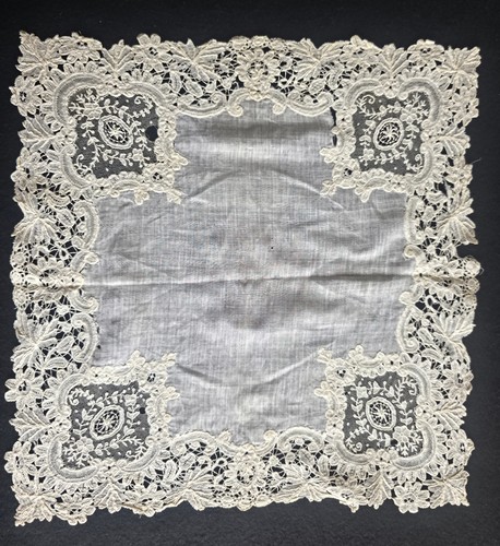 Antico fazzoletto con - , ricca
