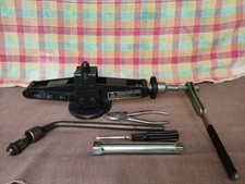 Attrezzi Alfa Romeo Duetto 3 / 4 S" cric Alfa Romeo Spider chiavi Alfa d'epoca 