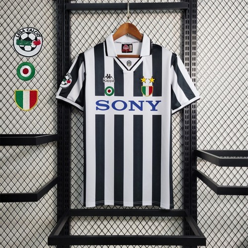 Juv 1995 home retro - 1995/96/97,