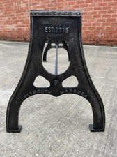 Tavolino da caffè in ghisa